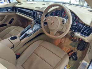 Porsche Panamera (COE Till 12/2031)
