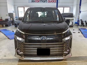 Toyota Voxy 1.8sz (Hybrid)