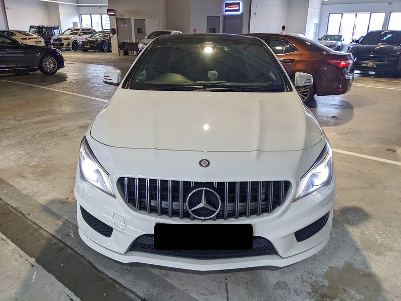 Mercedes Benz Cla180 Amg Line (r18 Bi Sr) (COE Till 04/2029)