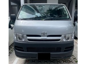 TOYOTA HIACE 3.0DX M