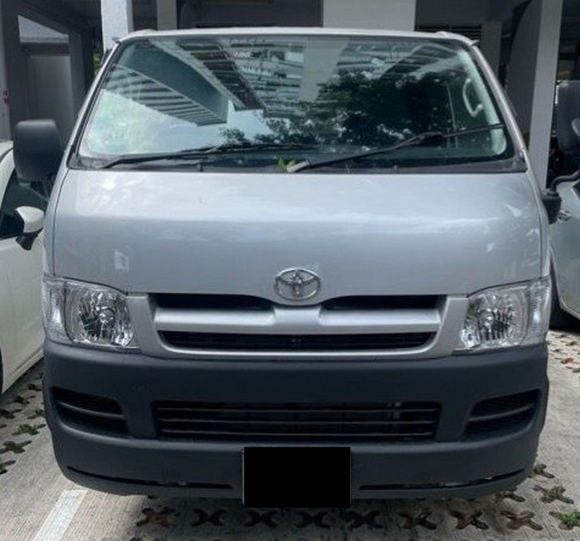 TOYOTA HIACE 3.0DX M