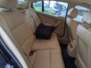 BMW 318i 2.0l A/t Abs D/airbag 2wd 4dr (COE Till 02/2030)