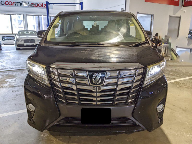 Toyota Alphard 2.5x Cvt Abs D/airbag 2wd 5dr
