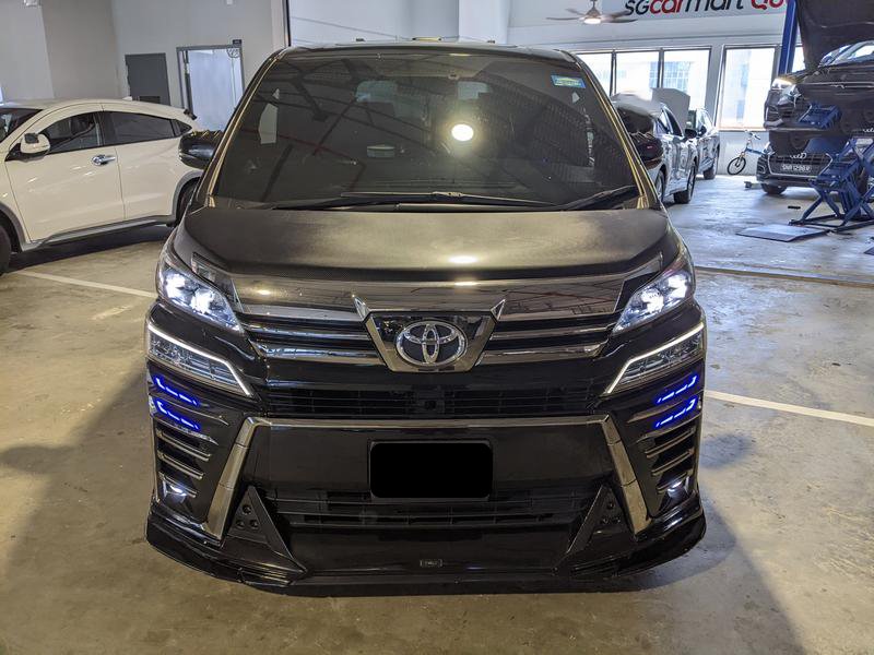 Toyota Vellfire Elegance Moonroof (auto)