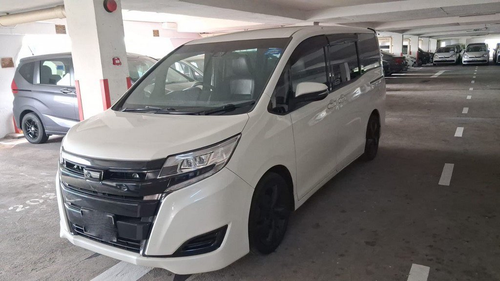 Toyota Noah 7 Seater 1.8x Cvt (Hybrid)