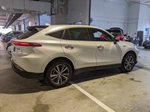 Toyota Harrier 2.5 (auto) (2wd) Premium (Hybrid)