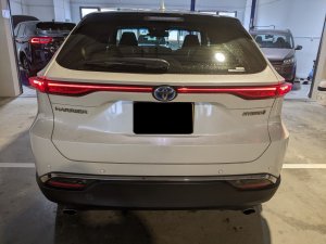 Toyota Harrier 2.5 (auto) (2wd) Premium (Hybrid)