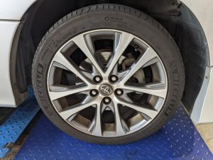 Toyota Estima Aeras 2.4 A
