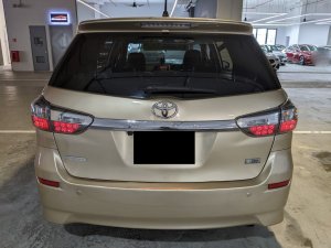 Toyota Wish 1.8 Cvt