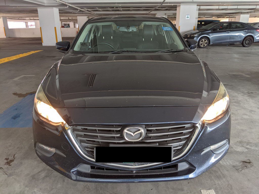Mazda 3 Sedan 1.5 At Eu6