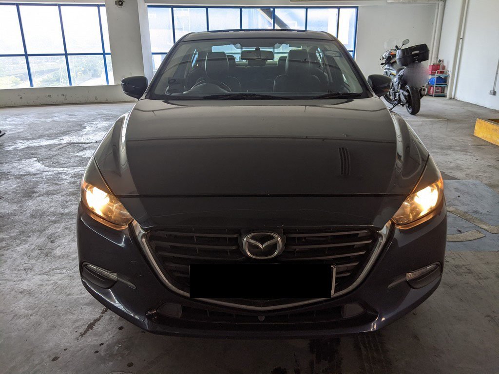 Mazda 3 Sedan 1.5 At Eu6