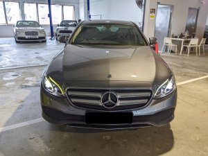 Mercedes Benz E200 Sedan Avg (r18 Led)