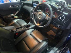 Mercedes Benz A180 Fl Style (r17 Hlg)