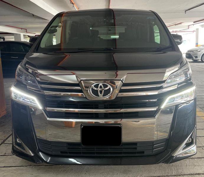 Toyota Vellfire Elegnace Moonroof (AUTO)