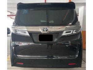 Toyota Vellfire Elegnace Moonroof (AUTO)