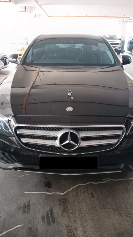 Mercedes Benz E220d Auto