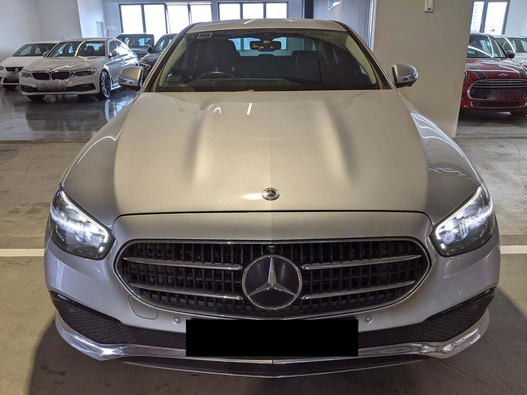 Mercedes Benz E200 Sedan Avg (Hybrid)