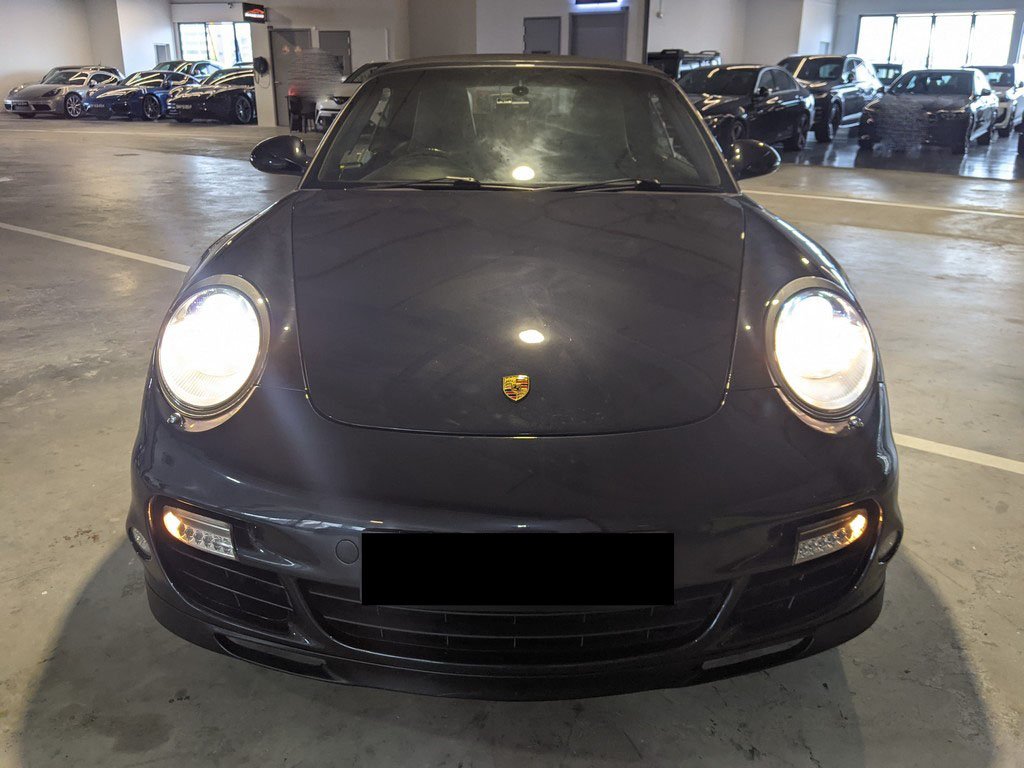 Porsche 911 Turbo 3.8 A (COE Till 09/2031)