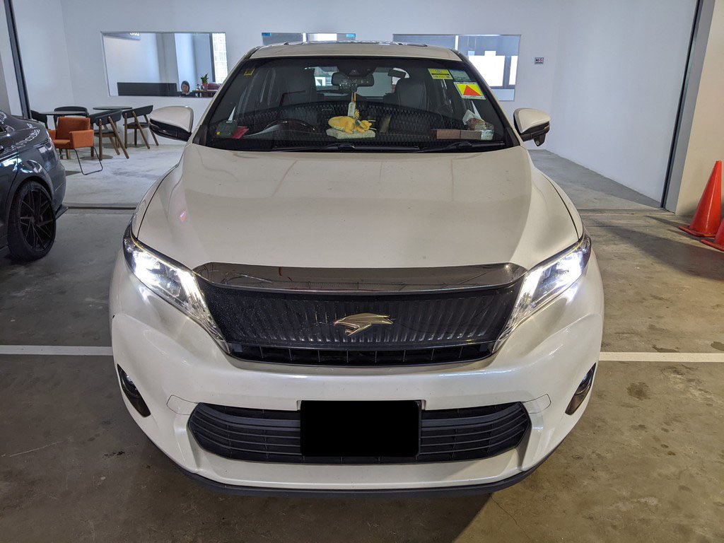 Toyota Harrier 2.0 Premium At Airbag 2wd 5dr