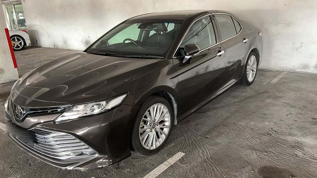 Toyota Camry 4-Door Sedan (Auto) 2.5