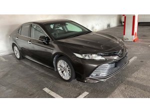 Toyota Camry 4-Door Sedan (Auto) 2.5