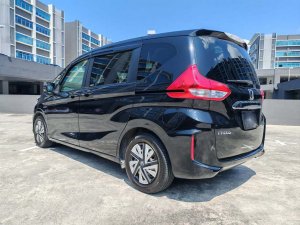 Honda Freed Hybrid 1.5g Auto (Hybrid)