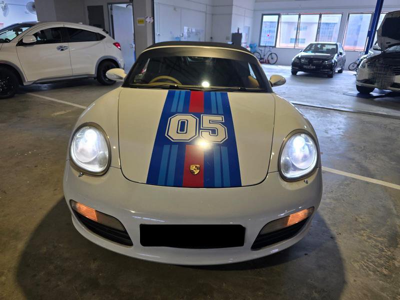 Porsche Boxster 2.7 A (COE Till 08/2030)