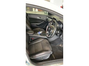 Mercedes Benz CLA180 (R18 BI) (COE Till 02/2029)