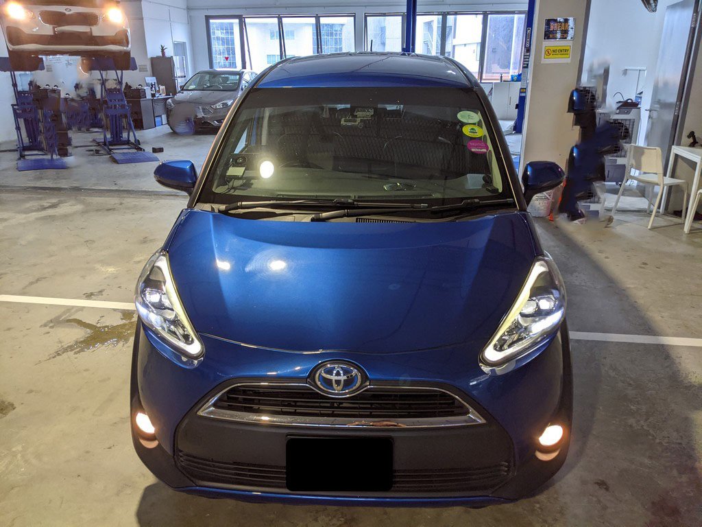 Toyota Sienta Hybrid 1.5g Cvt (Hybrid)
