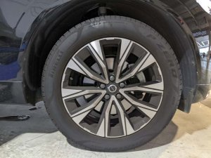 Volvo XC60 B5 Plus (Hybrid)