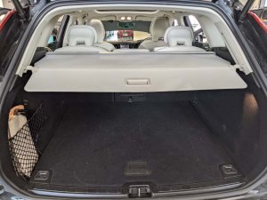 Volvo XC60 B5 Plus (Hybrid)