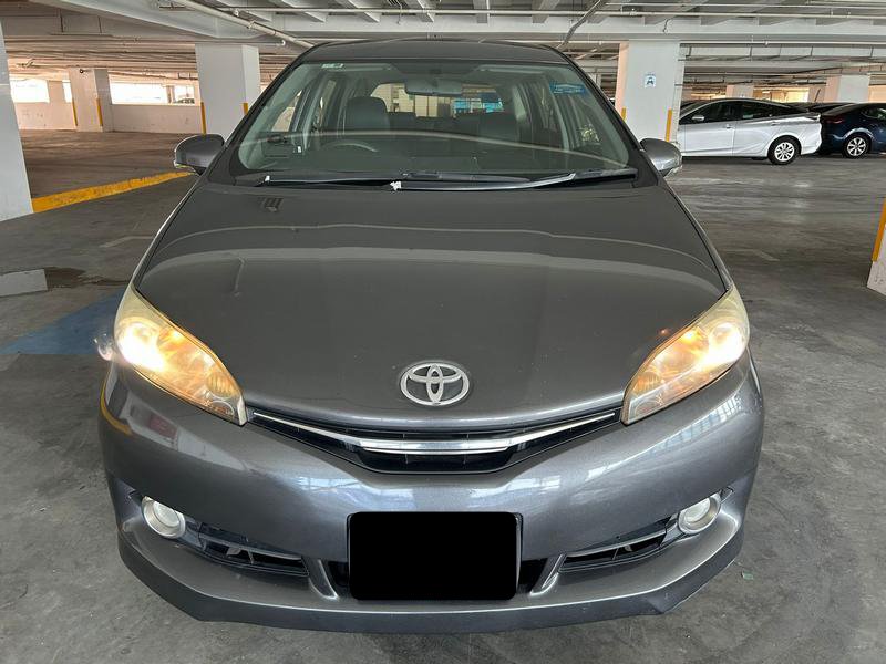Toyota Wish 1.8 Cvt