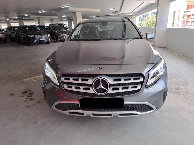 Mercedes Benz Gla200 Urban (r18 Led)