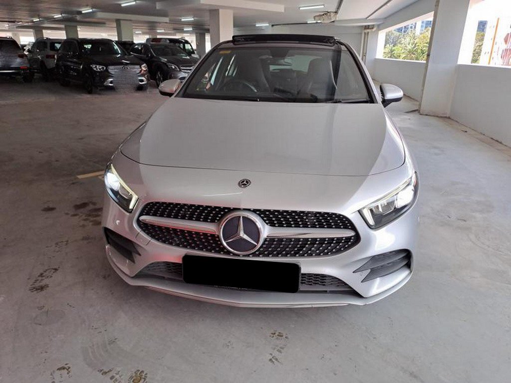 Mercedes Benz A200 Compt Saln Amg Line (r18 Led Sr)