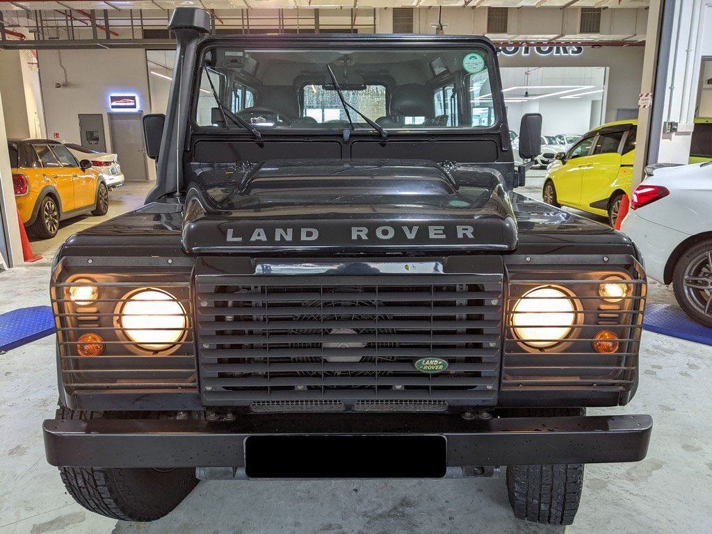 Land Rover Defender 90 2.4l Puma (COE Till 10/2029)