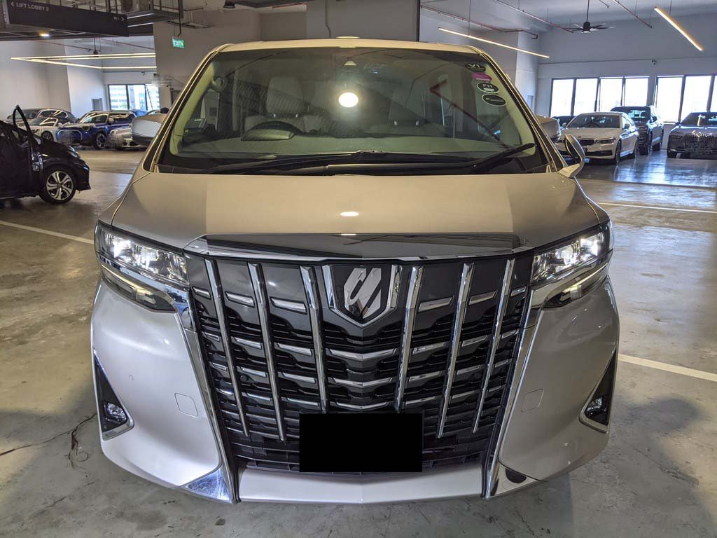 Toyota Alphard 8 Seater 2.5X Cvt