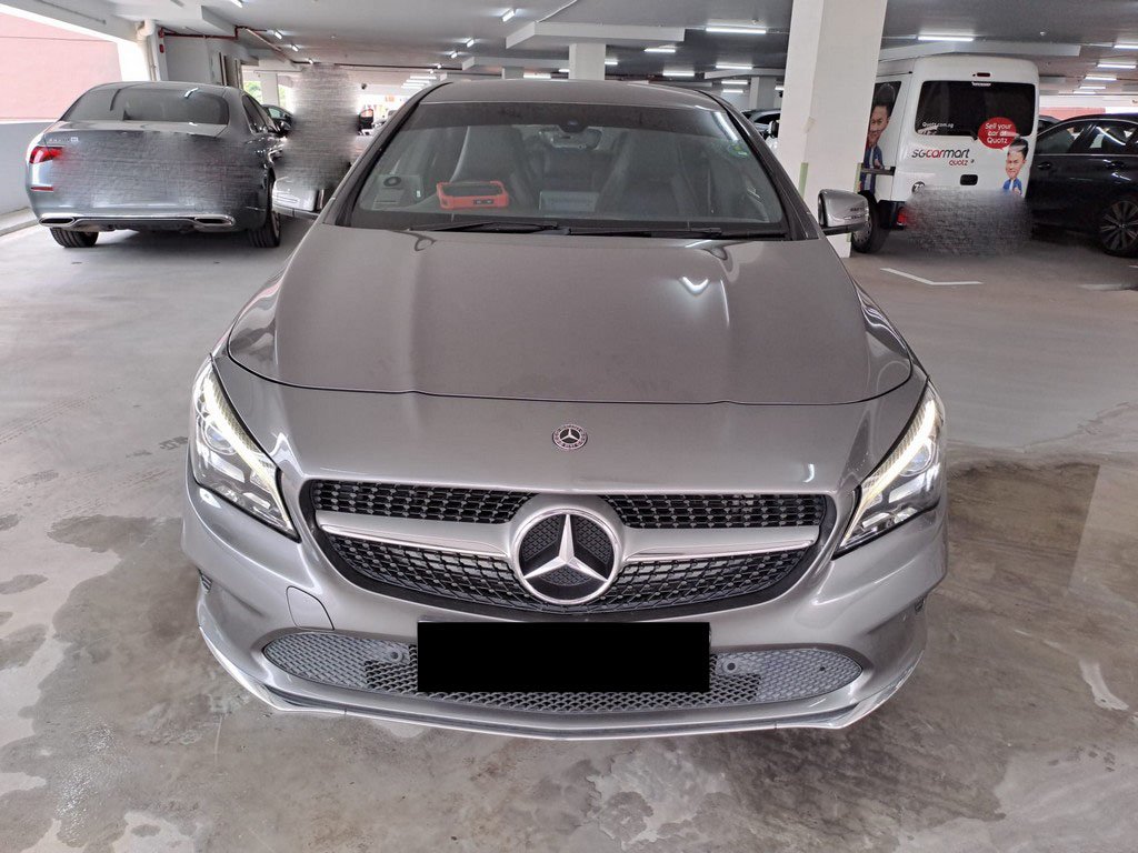 Mercedes Benz Cla180 Coupe Urban (r18 Led)
