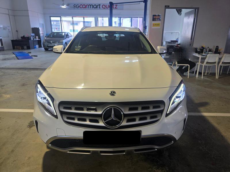 Mercedes Benz Gla180 Urban (r18 Led)
