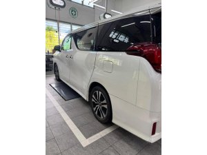 Toyota Alphard 2.5sc Package Cvt Abs 2wd 5dr