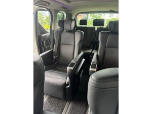 Toyota Alphard 2.5sc Package Cvt Abs 2wd 5dr