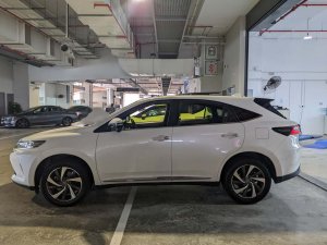 Toyota Harrier G Grade