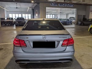 Mercedes Benz E200 Sedan Edition E (r18 Led Sr)