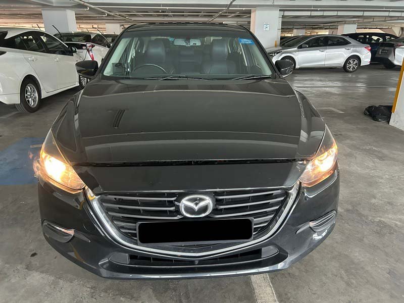 Mazda 3 Sedan 1.5 At Eu6