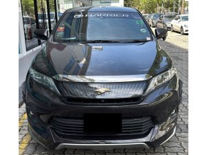 Toyota Harrier Premium 2.0 A