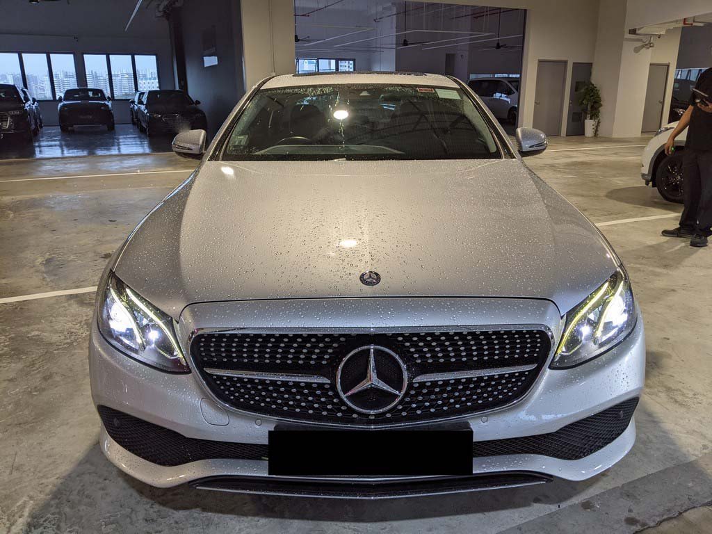 Mercedes Benz E200 Avg A/T Abs Airbags 2wd