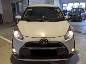 Toyota Sienta 1.5G A