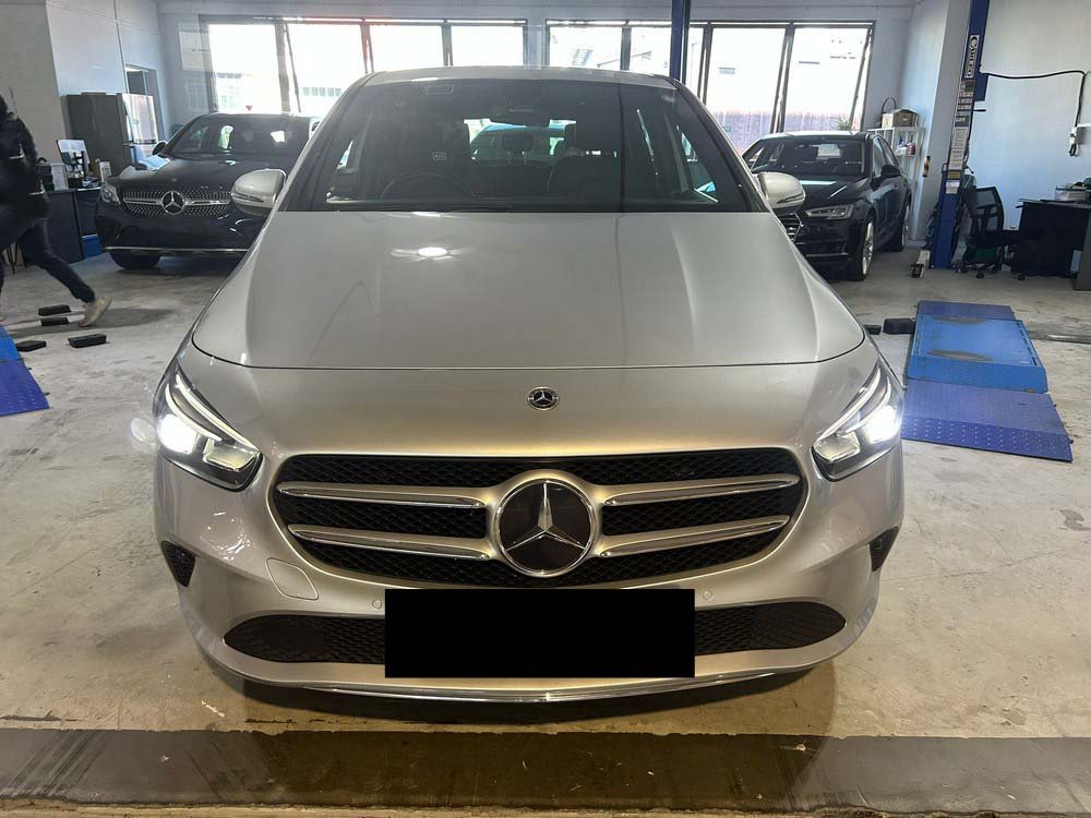 Mercedes Benz B180 Progressive