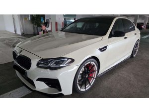 BMW 520i 2.0l At D/ab 2wd 4dr Gas/d Nav (COE Till 04/2031)