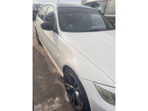 BMW 318i 2.0 At D/ab 2wd 4dr Gas/d Sr Drl (COE Till 11/2030)