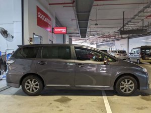 Toyota Wish 1.8 Cvt
